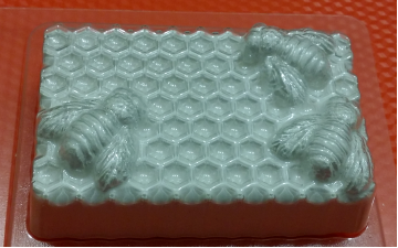 Пластиковая форма Пчелы на сотах (БП)